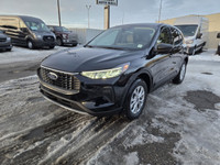 This brand new AGATE BLACK METALLIC 2024 FORD ESCAPE ACTIVE is powered by a 1.5L ECOBOOST ENGINE THA... (image 9)