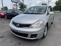 2012 nissan versa S automatique air climatisé froide avec navigation gps Bluetooth pour le téléphone... (image 8)