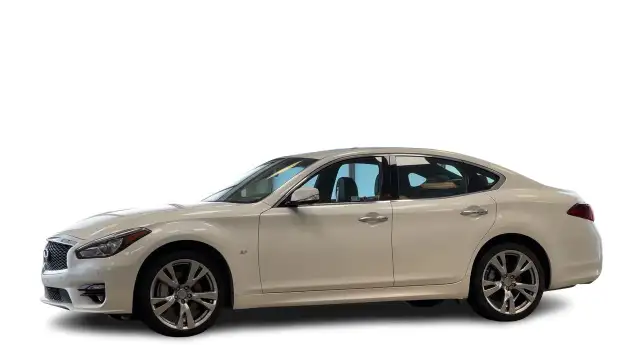 2019 Infiniti Q70 3.7 AWD Sport Fresh Trade! Local Unit! Rare Un in Cars & Trucks in Regina - Image 8