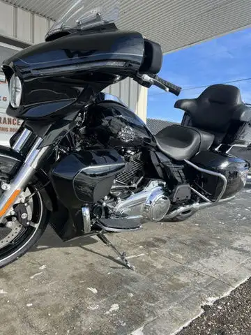 2025 Harley-Davidson FLHXU - Street Glide Ultra in Sport Touring in Winnipeg - Image 12