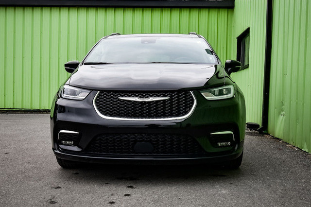 2022 Chrysler Pacifica Touring L • HEATED LEATHER • ADAPTIVE CRU in Cars & Trucks in Cornwall - Image 4