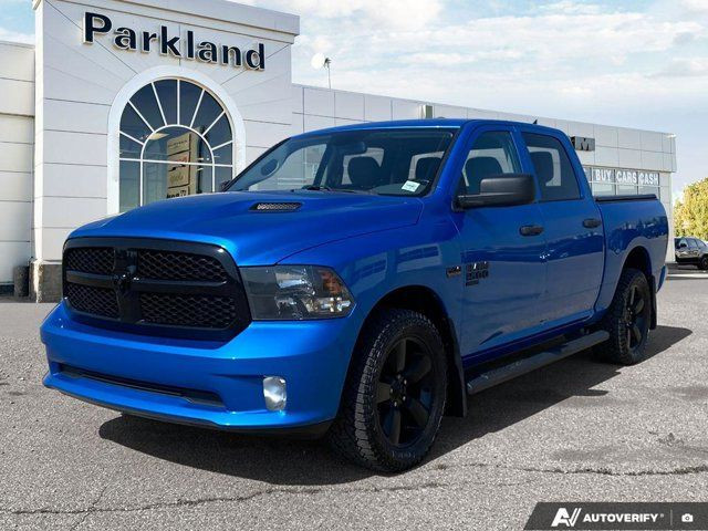 2020 Ram 1500 Classic Express Night Edition Crew 4x4 Hemi Nav in Cars & Trucks in St. Albert