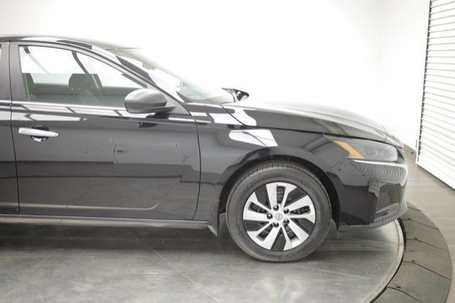 2024 Nissan Altima S in Cars & Trucks in Calgary - Image 3