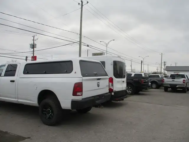 2018 GMC Fourgonnette commerciale tronquée Savana savana cube v6 in Cars & Trucks in Laval / North Shore - Image 33