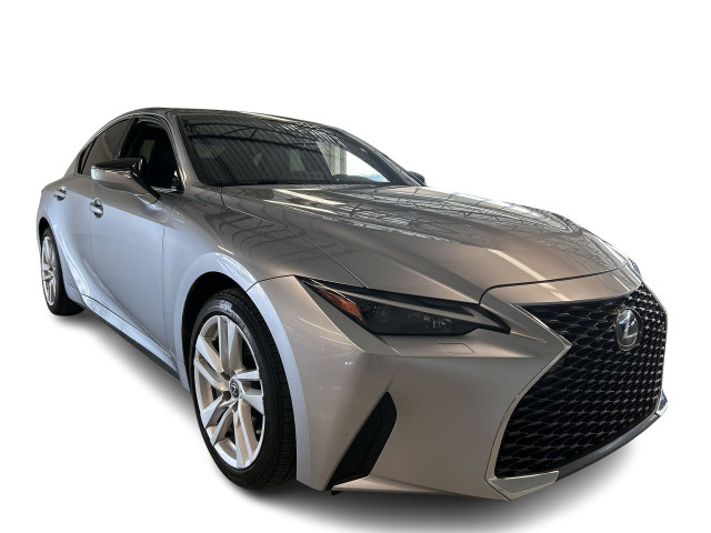 2022 Lexus IS IS 300, 4X4, Cuir, Nav, Carplay, Bluetooth, Caméra in Cars & Trucks in City of Montréal - Image 3
