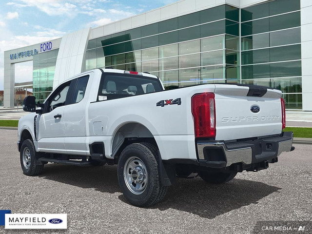 2024 Ford F-350 SRW XL "Ford F-350 Super Cab XL - Tough, Reliabl in Cars & Trucks in Mississauga / Peel Region - Image 4