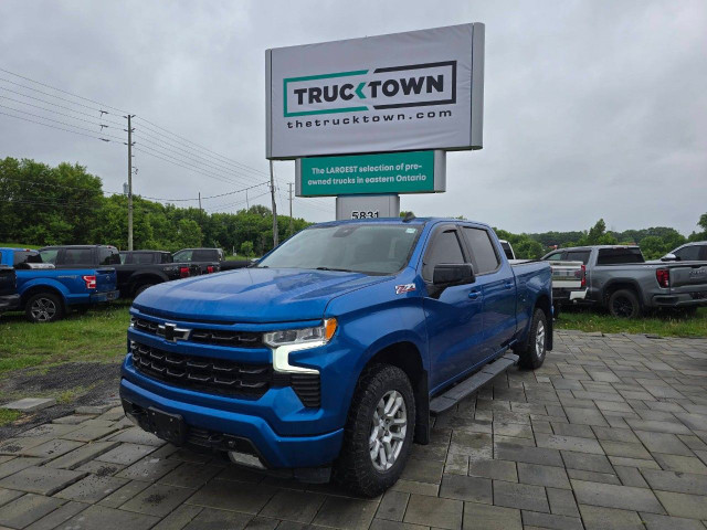 2022 Chevrolet Silverado 1500 in Cars & Trucks in Ottawa
