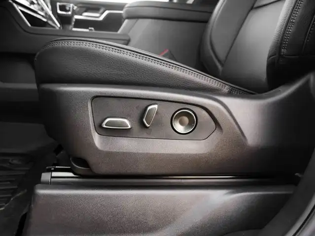 2025 GMC Sierra 1500 Denali in Cars & Trucks in Strathcona County - Image 16