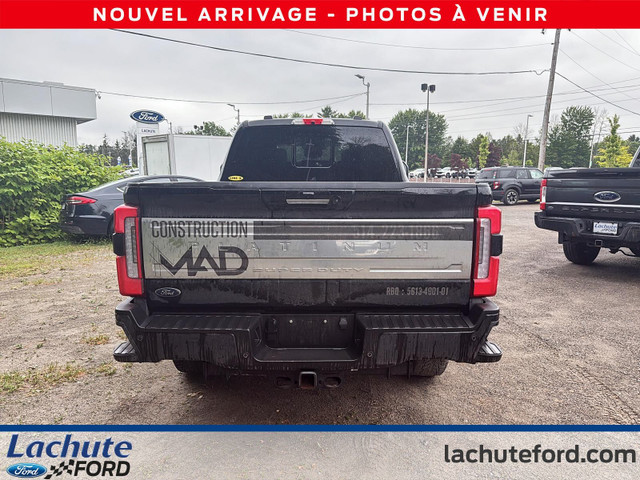 Ford Super Duty F-250 SRW Platinum 4WD Crew Cab 6.75' Box 2023 à in Cars & Trucks in Laurentides - Image 4