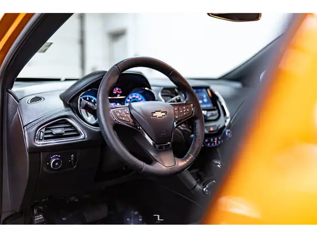 2017 Chevrolet Cruze Premier RS Hatchback Leather BCam in Cars & Trucks in Grande Prairie - Image 12