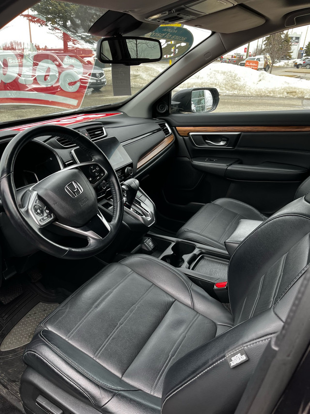 2017 Honda CR-V Touring in Cars & Trucks in City of Toronto - Image 3