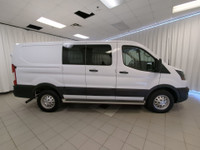 Value Market Pricing, Air Conditioning, Chrome High-Intensity Discharge (HID) Headlamps, Exterior Up... (image 8)