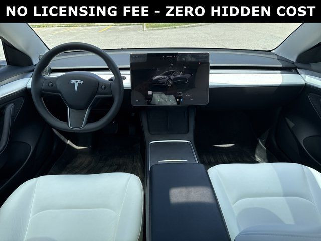 2022 Tesla Model 3 Standard Range in Cars & Trucks in Markham / York Region