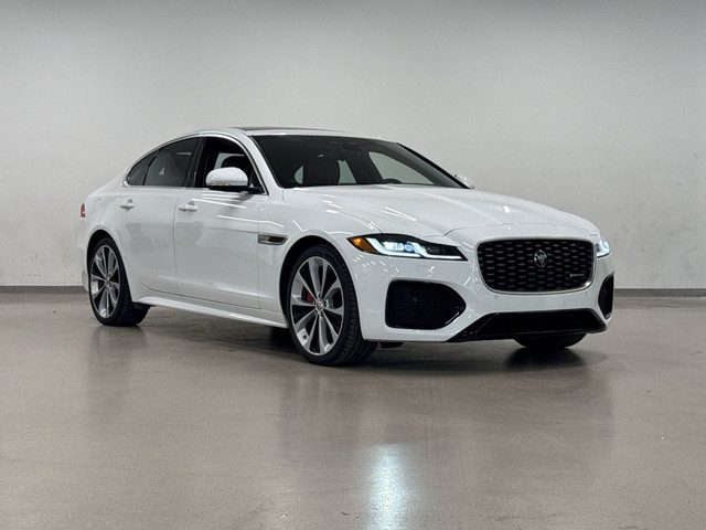 2022 Jaguar XF P300 AWD R-Dynamic SE dans Autos et camions  à Ville de Montréal - Image 2