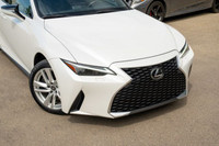 One previous owner Well Maintained This Vehicle just arrived and is awaiting reconditioning, Informa... (image 5)