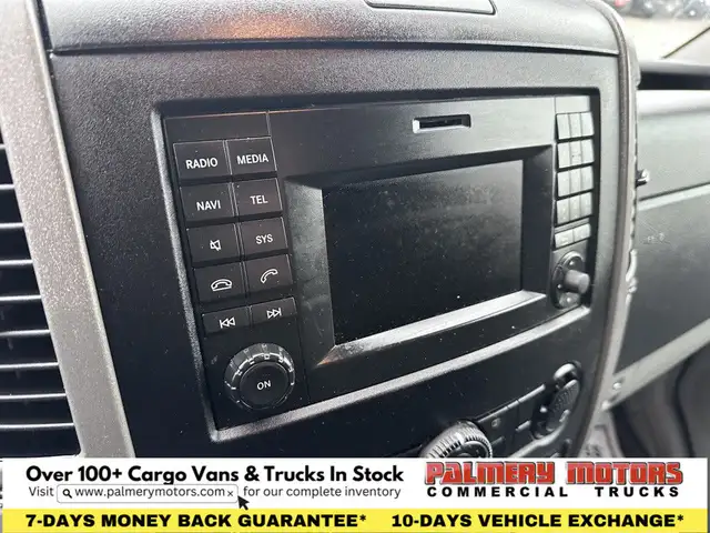 2017 Mercedes-Benz Sprinter 2500 144" HIGH ROOF 4X4 +LOW RANGE dans Autos et camions dans Région de Mississauga/Peel - Image 40