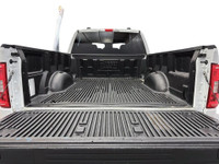 Decouvrez le Ford F-150 Super Crew 4x4 XLT 2022 chez Desmeules Chrysler a Laval A la recherche d'un... (image 5)