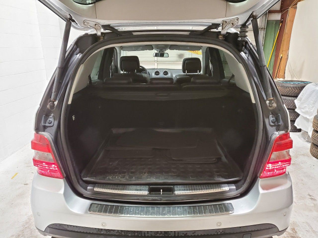 2008 Mercedes-Benz M-Class in Cars & Trucks in Windsor Region - Image 4