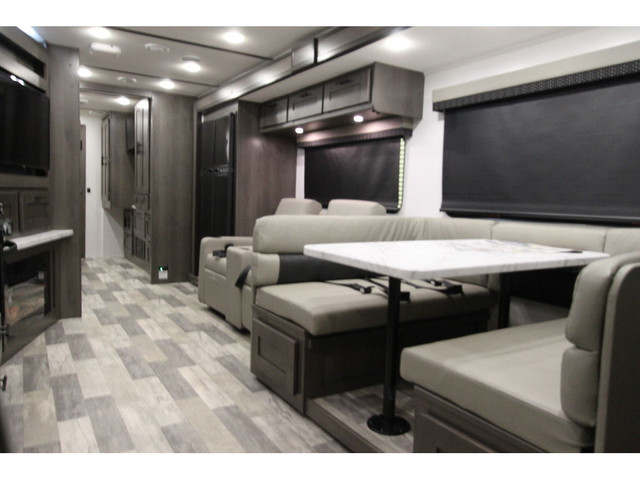 2023 Forest River FR3 34ds ****VENDU/SOLD**** in RVs & Motorhomes in Laval / North Shore - Image 3