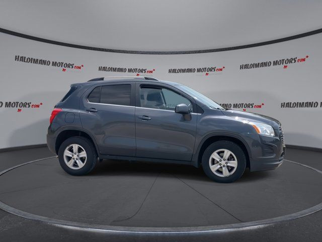 2016 Chevrolet Trax LT in Cars & Trucks in Hamilton - Image 2