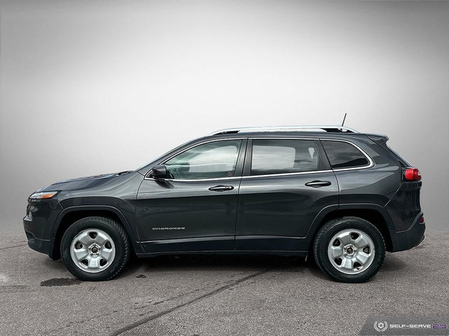  2016 Jeep Cherokee North | WHOLESALE TO THE PUBLIC | SOLD AS IS in Cars & Trucks in Oakville / Halton Region - Image 3