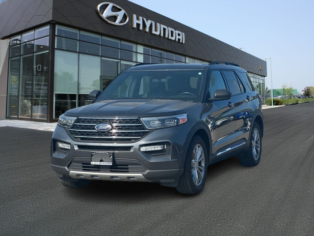 2020 Ford Explorer XLT in Cars & Trucks in Oshawa / Durham Region