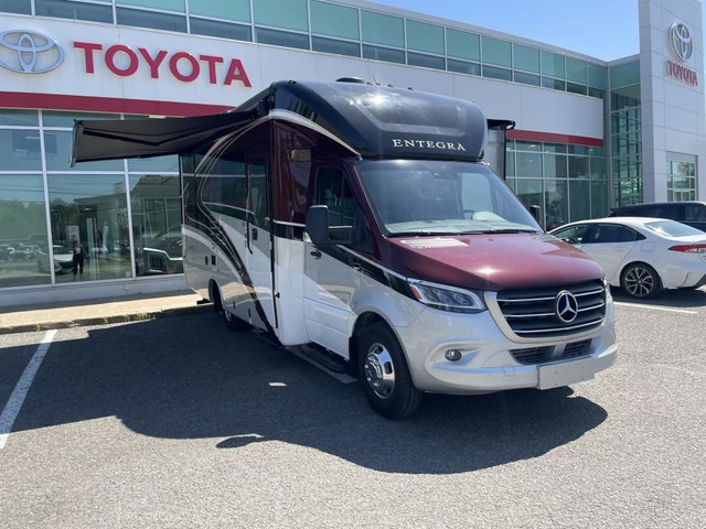 Mercedes-Benz Printer - ENTEGRA COACH - QWEST 24L - in Cars & Trucks in Québec City - Image 2