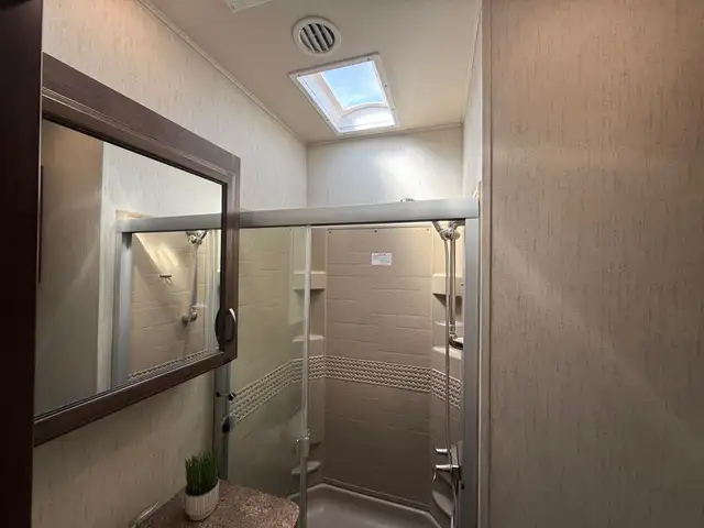 2019 Forest River Sandpiper 404QBWD  in Park Models in St. Albert - Image 29