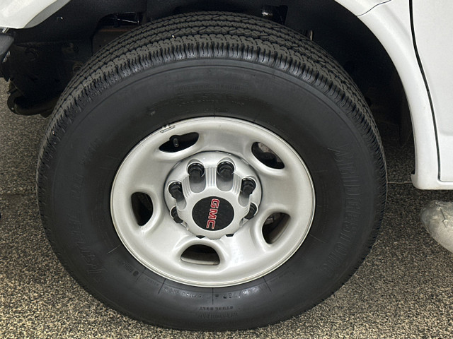 2023 GMC Savana 2500 Work Van 2500/V6/POWER GROUP/AC/BOARDS/U... in Cars & Trucks in Belleville - Image 3