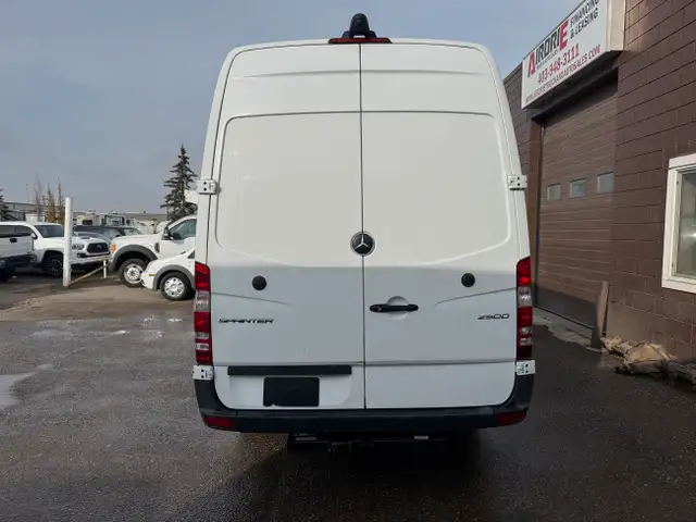 2017 Mercedes Benz Sprinter 2500 Cargo Diesel High Roof62934695028995123