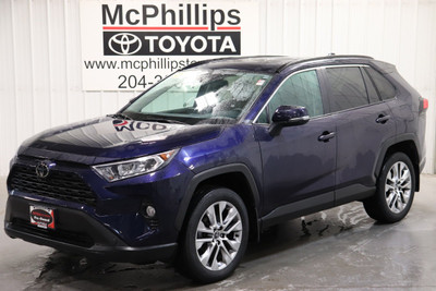 2020 Toyota RAV4 XLE AWD | ONE OWNER | HTD SEATS | PWR SUNROOF