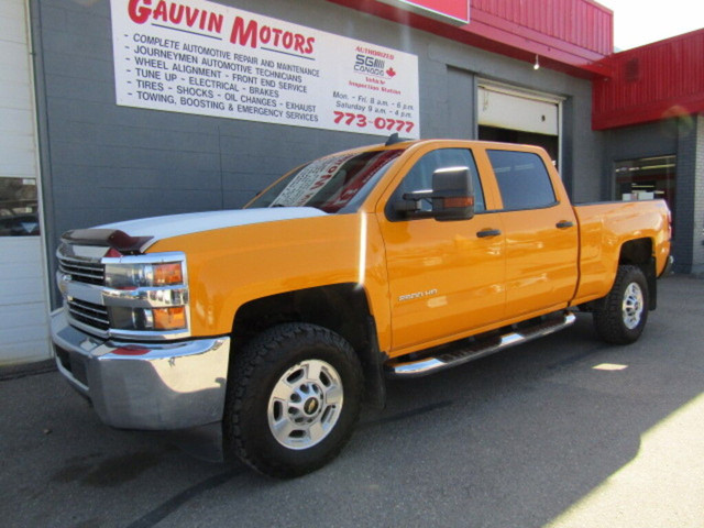  2015 Chevrolet SILVERADO 2500HD LT CREW 4X4 LOADED, INSPECTED,  in Cars & Trucks in Swift Current - Image 2