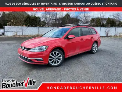 Moteur 1.8 TSI turbocompressé, 4 cylindres en ligne, traction intégrale, toit ouvrant coulissant et...
