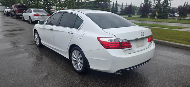 2015 Honda Accord EX-L V6 Heated Seats, Sunroof in Cars & Trucks in Calgary - Image 3