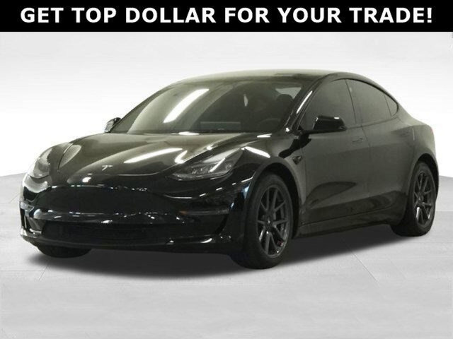 Tesla Model 3 2023 in Cars & Trucks in Markham / York Region - Image 2