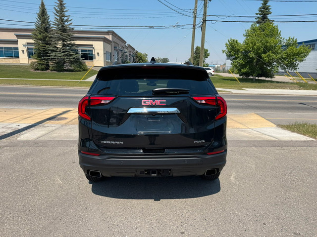 2020 GMC Terrain SLE 2.0L 4WD in Cars & Trucks in Calgary - Image 3