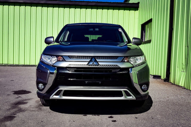 2020 Mitsubishi Outlander ES - Heated Seats - Android Auto in Cars & Trucks in Kingston - Image 4