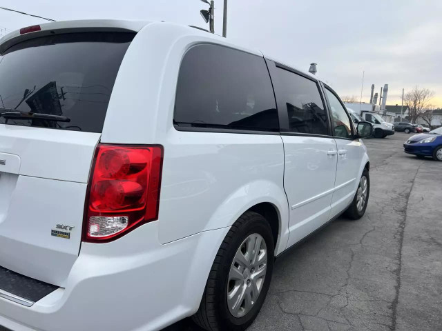 2016 DODGE Grand Caravan Special Edition in Cars & Trucks in Laval / North Shore - Image 2