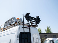 Introducing the 2018 Mercedes-Benz Sprinter 3500 170in. WB a fully equipped service-ready utility va... (image 8)