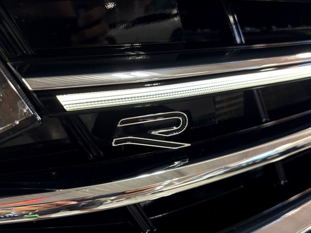 2022 Volkswagen Tiguan R-LINE|4MOTION|NAV|FENDERAUDIO|PANOROOF|L in Cars & Trucks in City of Toronto - Image 3