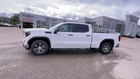 Four Wheel Drive. Cloth Interior. Touchscreen. Bluetooth. Rear View Backup Camera. Push Button Start... (image 5)