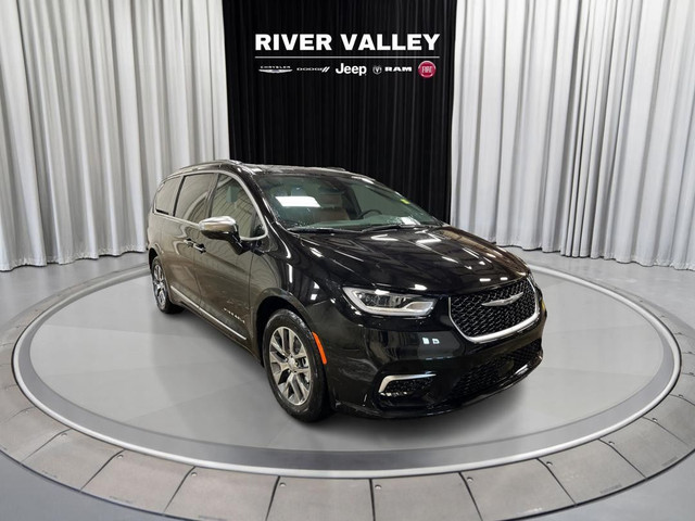 2024 Chrysler Pacifica Hybrid in Cars & Trucks in Strathcona County