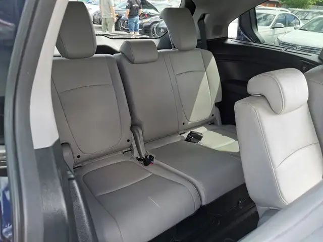 2018 Honda Odyssey Touring dans Autos et camions dans Belleville - Image 37