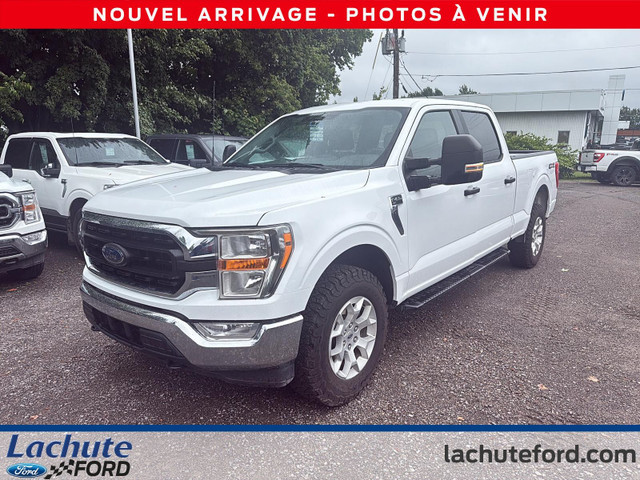 Ford F-150 XLT 4WD SuperCrew 5.5' Box 2022 à vendre in Cars & Trucks in Laurentides