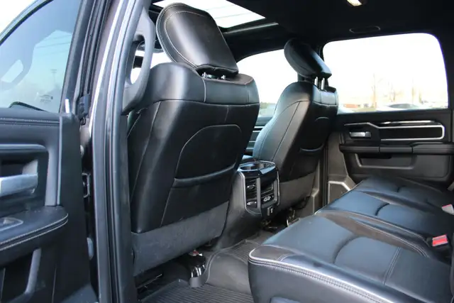 2020 RAM 3500 in Cars & Trucks in Oakville / Halton Region - Image 22