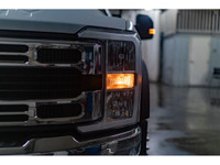 **ONE OWNER - ACCIDENT FREE** 14,783 KM This 2023 Ford F-550 4x4 Crew Cab XLT Dually Deck is powered... (image 5)