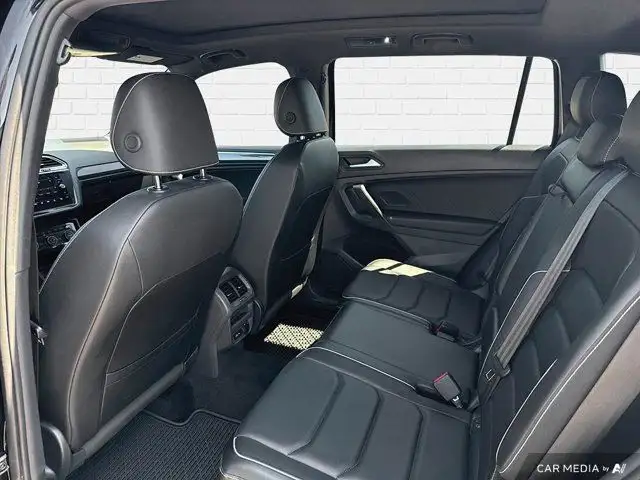 2021 Volkswagen Tiguan Highline | Heated Seats dans Autos et camions dans Région de Windsor - Image 28