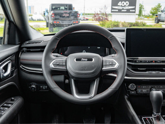 2025 Jeep Compass Trailhawk in Cars & Trucks in Barrie - Image 2