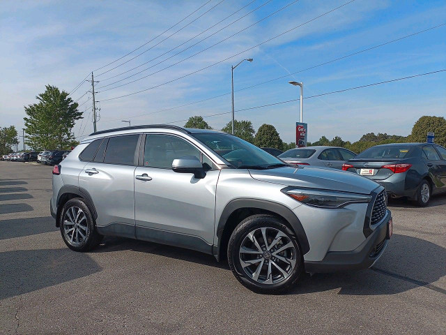 2023 Toyota Corolla Cross XLE in Cars & Trucks in Markham / York Region - Image 4