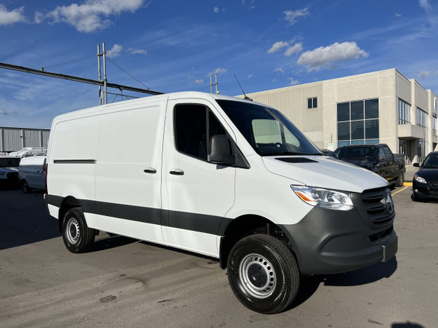 2022 Mercedes-Benz Sprinter Van Mercedes Benz- SPRINTER 2500- Lo in Cars & Trucks in Oakville / Halton Region - Image 2